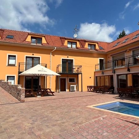 Pension Mikulov Luaran gambar